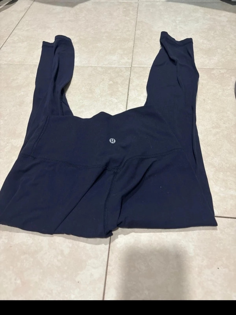 Lululemon aligned 7/8 length size 6
